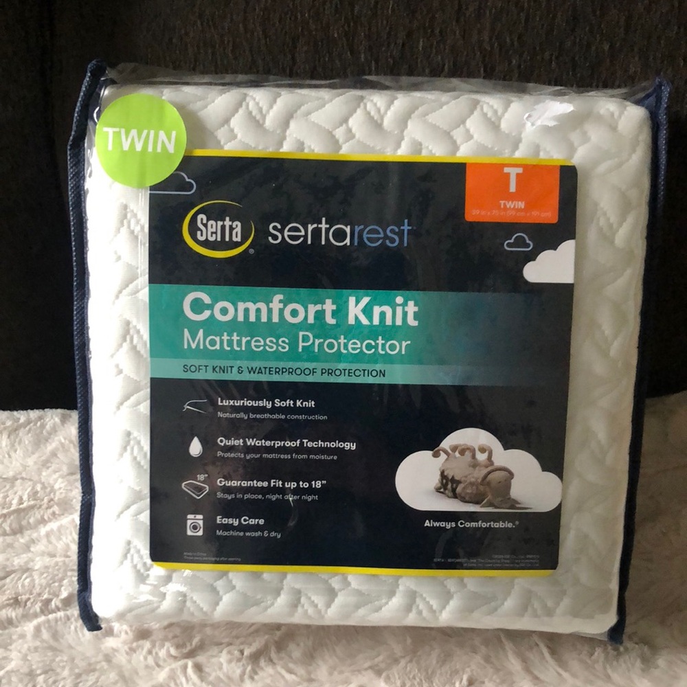 SERTA Comfort Knit TWIN Mattress Protector - White